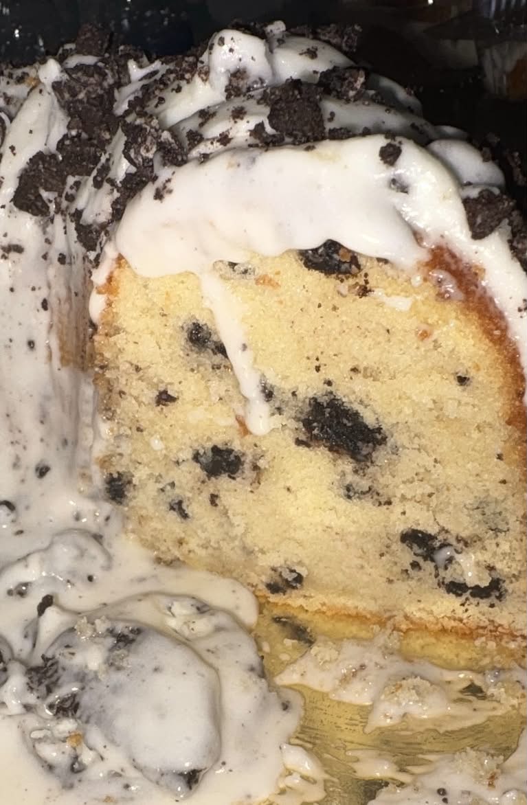 Cookies & Cream Oreo Pound Cake