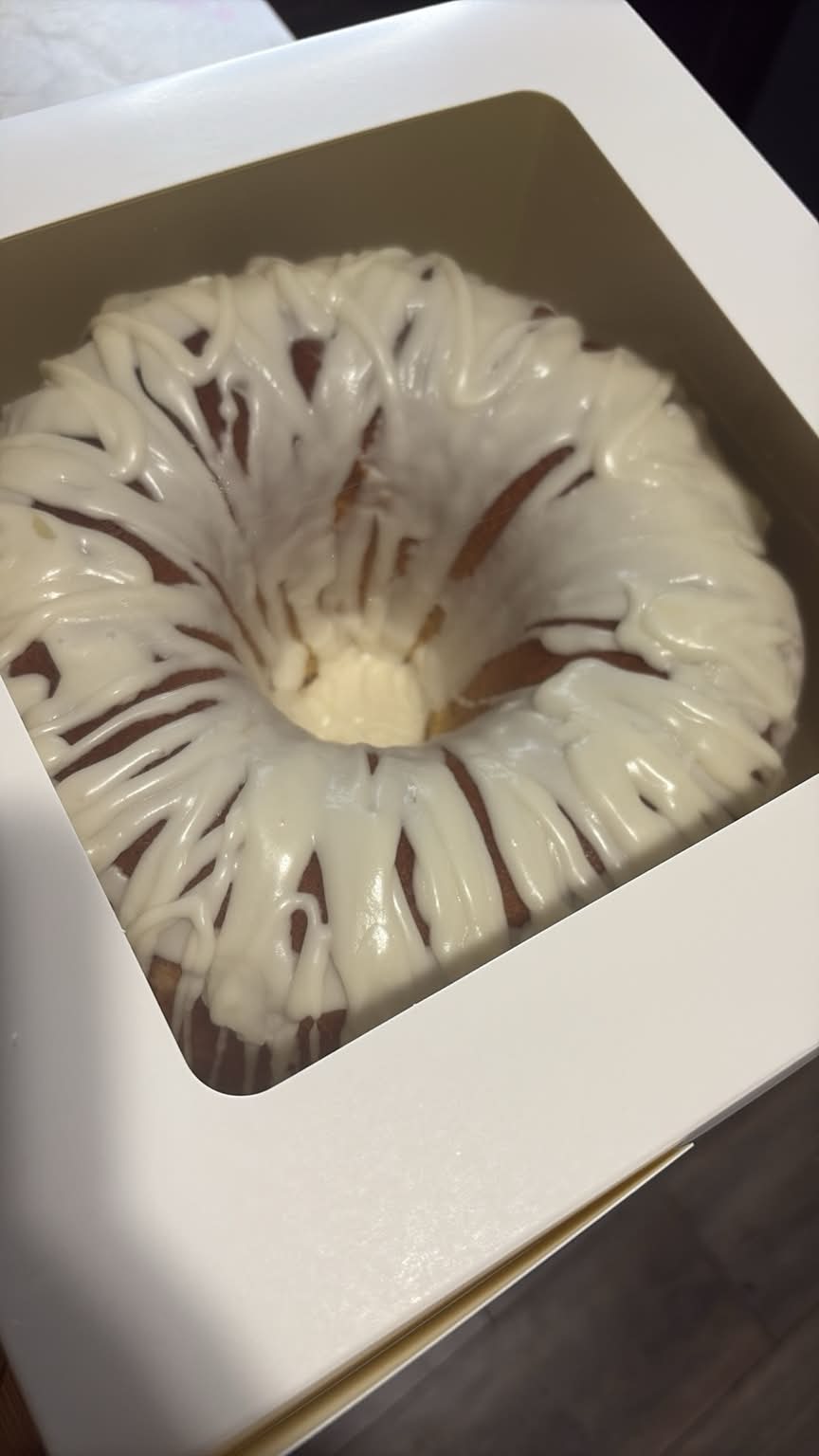 Southern cream Cheese Pound Cake